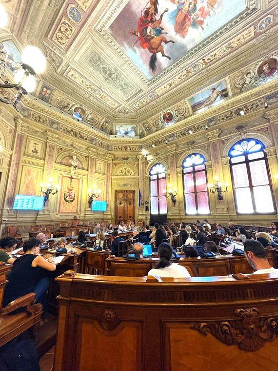 View of the hall at the closing of the event